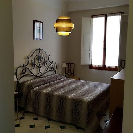 Appartamento Piazza San Marco Florence Room photo